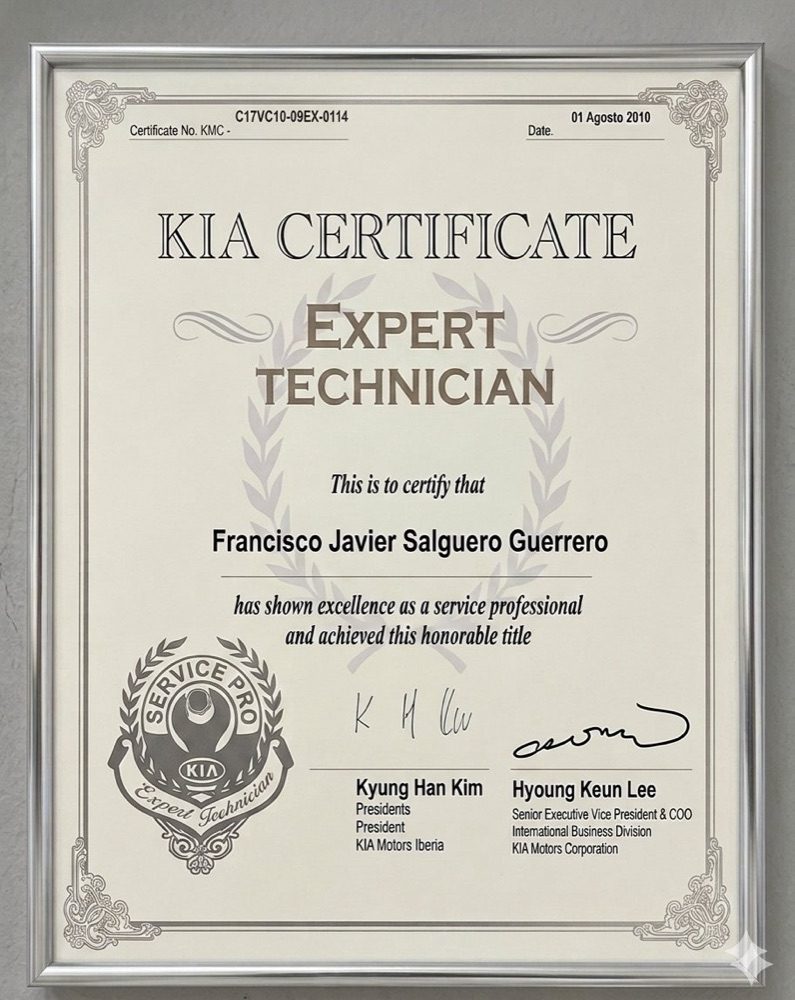 Certificado KIA Expert Technician de Javier Salguero